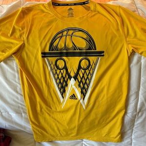 Adidas Golden Basketball Graphic Tee - Youth L (14-16)